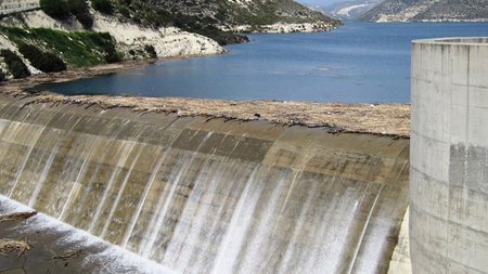 Kouris_Dam_-_overflow_day_8_Apri_ID_1692872