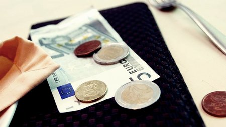 filodorima-pourmpouar-tip