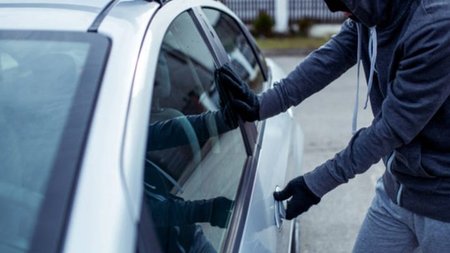 klopi_autokinitou-790x4001