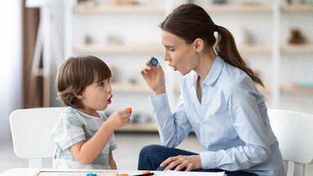 λογοθεραπεία