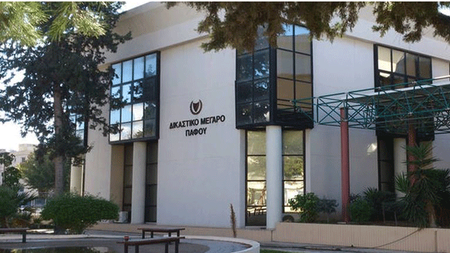 dikastiko-megaro-pafou-1