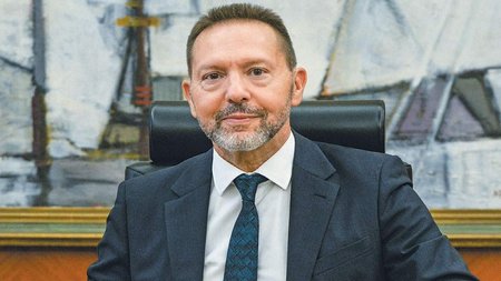 ΓΙΑΝΝΗΣ ΣΤΟΥΡΝΑΡΑΣ