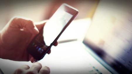 ilektronikes-apates-kinito-tilefwno-18-11-20