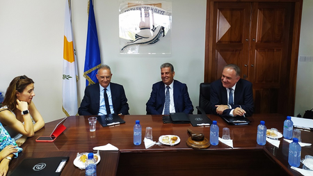 9de2d9fb-ca11-49c8-b73f-1a6fd3e02428.jpg