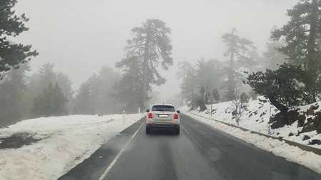 troodos-xionia-autokinita-kinisi