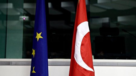 tourkia - komision - europaiki - enwsi