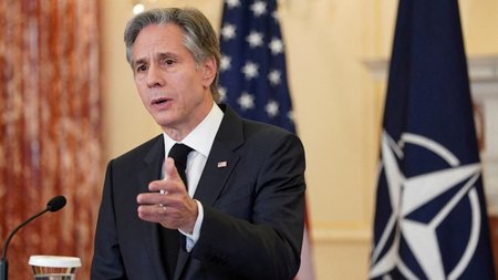 2023-02-13T183414Z_882029451_RC2HAZ99NSB3_RTRMADP_3_USA-OBJECTS-CHINA-MEETING