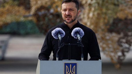 2024-08-04T134456Z_675816968_RC2W89A6TZXD_RTRMADP_5_UKRAINE-CRISIS-F16-1024x682