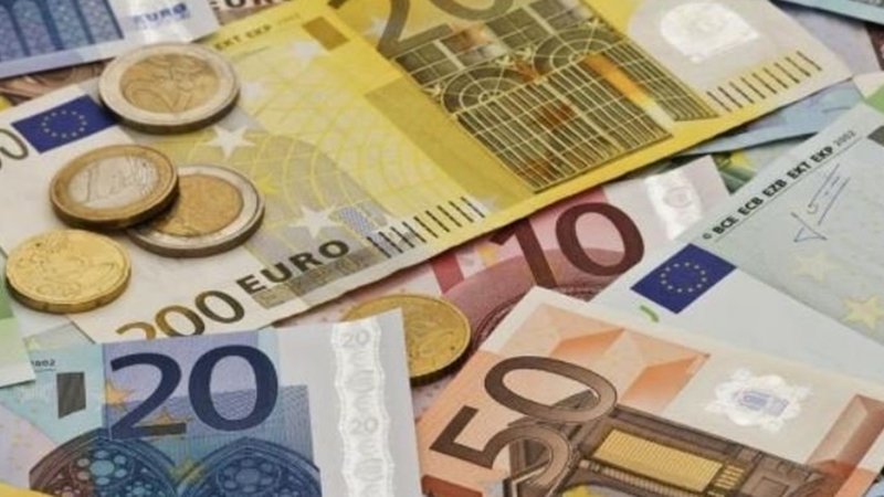 1200