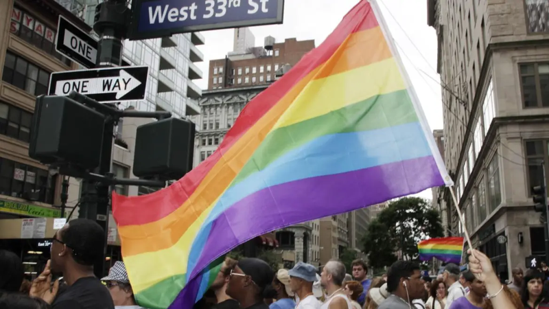 pride_parade_5_alexander_thompson