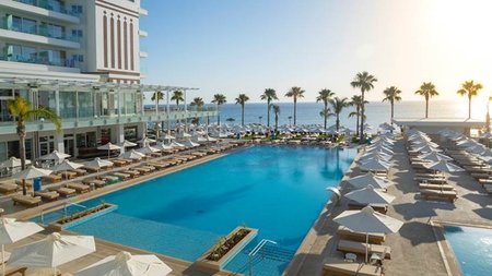 LCA_287_constantinos_great_0618_04