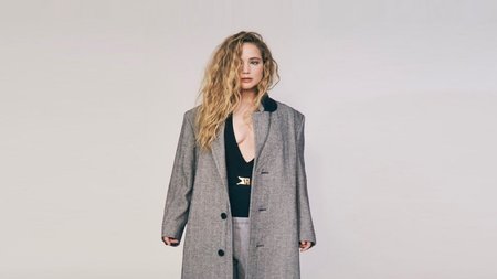 JENNIFER LAWRENCE 1