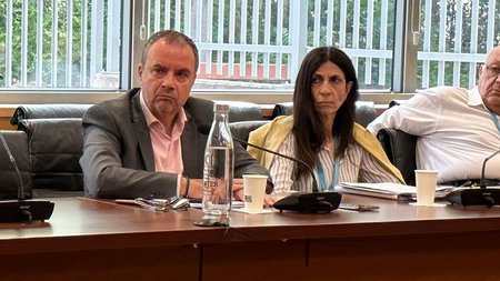 DOC.20230529.5038115.epitropi-oikonomikwn