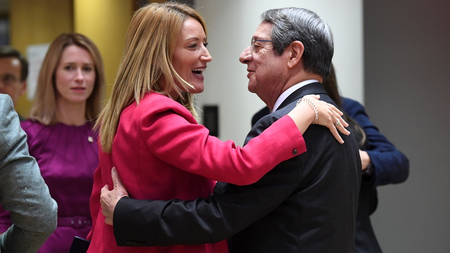 5ee7bb93-a692-4819-8fd9-5bcb0359877d.jpg