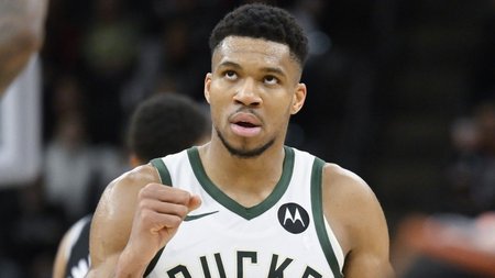 giannis_antetokounmpo