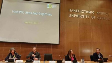 panepistimiokyproumedmo-696x445