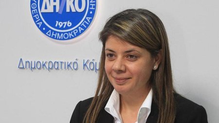 chrerotokritou-den-apotelei-delear-gia-to-diko-i-symmetochi-stin-exousia_0