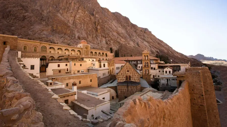 moni_tou_sina_118-thumb