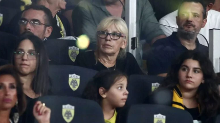 nea-filadelfeia-mitera-mixalh-873x432