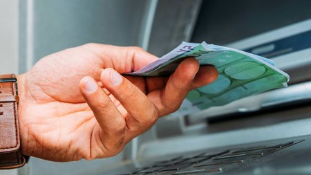 euros-atm-epidomata-pliromes