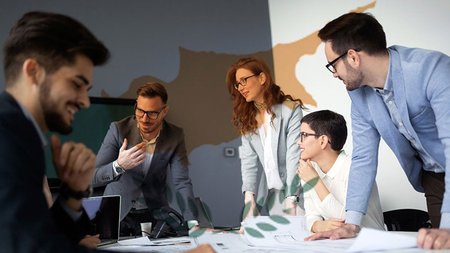 ΜΕΓΑΛΟΜΕΤΟΧΟΙ