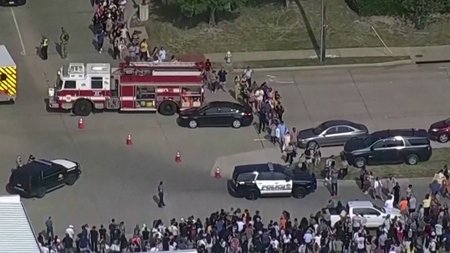 2023-05-06T232958Z_699662022_RC27T0APB4VP_RTRMADP_5_TEXAS-SHOOTING-ALLEN