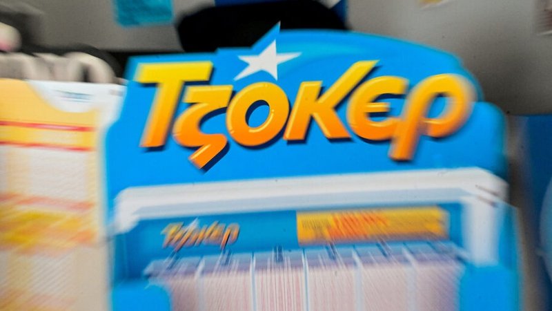 87867