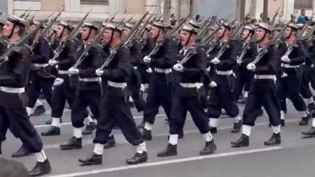 08c44ae3-SMYN-parelasi