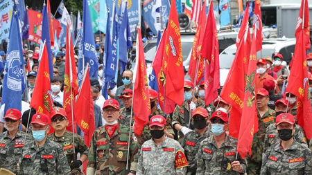 b9b4d484-8bc7-4f48-8c9e-4fb18075b7cd.jpg