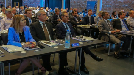 7bfb4e67-de93-4773-ba1f-d5bf723a7535.jpg