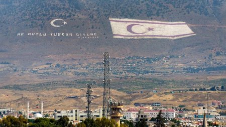 pseudokratos_39_xronia_xr