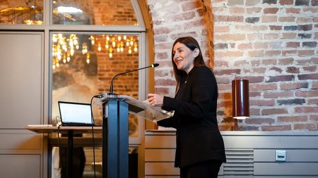 ΜΑΡΙΝΑ ΧΑΤΖΗΜΑΝΩΛΗ ΦΙΝΛΑΝΔΙΑ