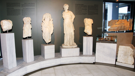 8d9481a9-b9fc-4368-89b9-359a23764ae6.jpg