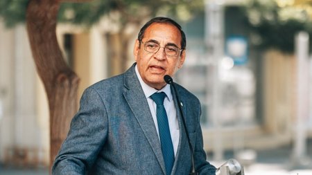 νικος χατζηστεφανου