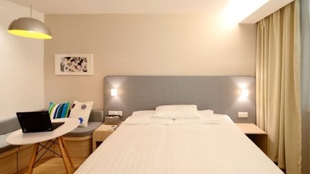 w20-130132w2275307room