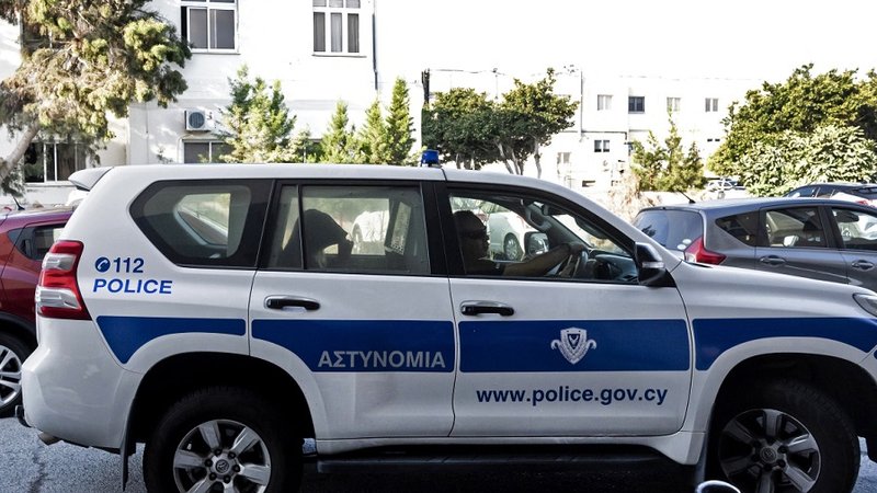 αστυν