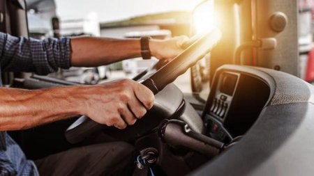 epaggelmatias odigos