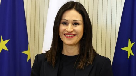 DOC.20240110.6039892.01NY27