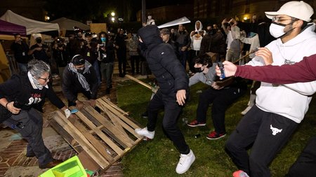 ucla-protest-arthrou