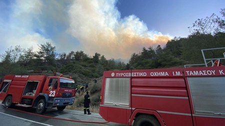 PYRKAGIA-FARMAKAS-1568x1176