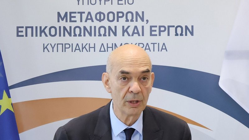 τακ
