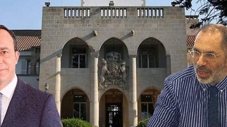 Ελεγκτής-Χριστοδουλίδης