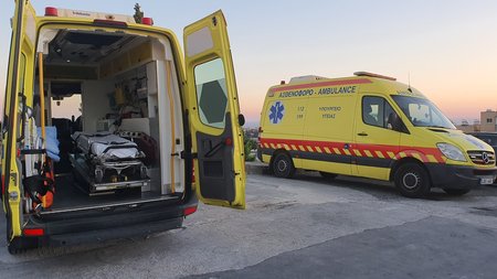 Ασθενοφόρο-