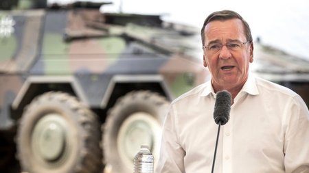 germanos-ypourgos-amynas-pistorius-2023