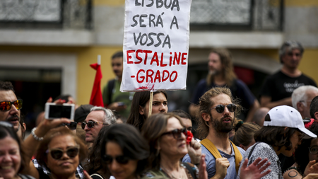 a6b6c7d4-1a74-40db-bbd7-b94f7f28da17.jpg