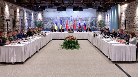 2025-05-16T111901Z_808661888_RC2ZIEA1KEJK_RTRMADP_3_UKRAINE-CRISIS-TALKS-START-scaled