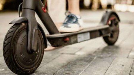 Ηλεκτρικά-σκούτερ