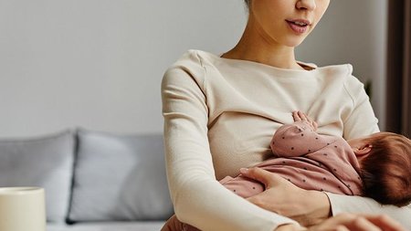 64036-working-mom-1200