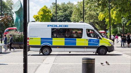 londino-epithesi-maxairi