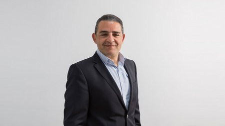 constantinoumarios1000
